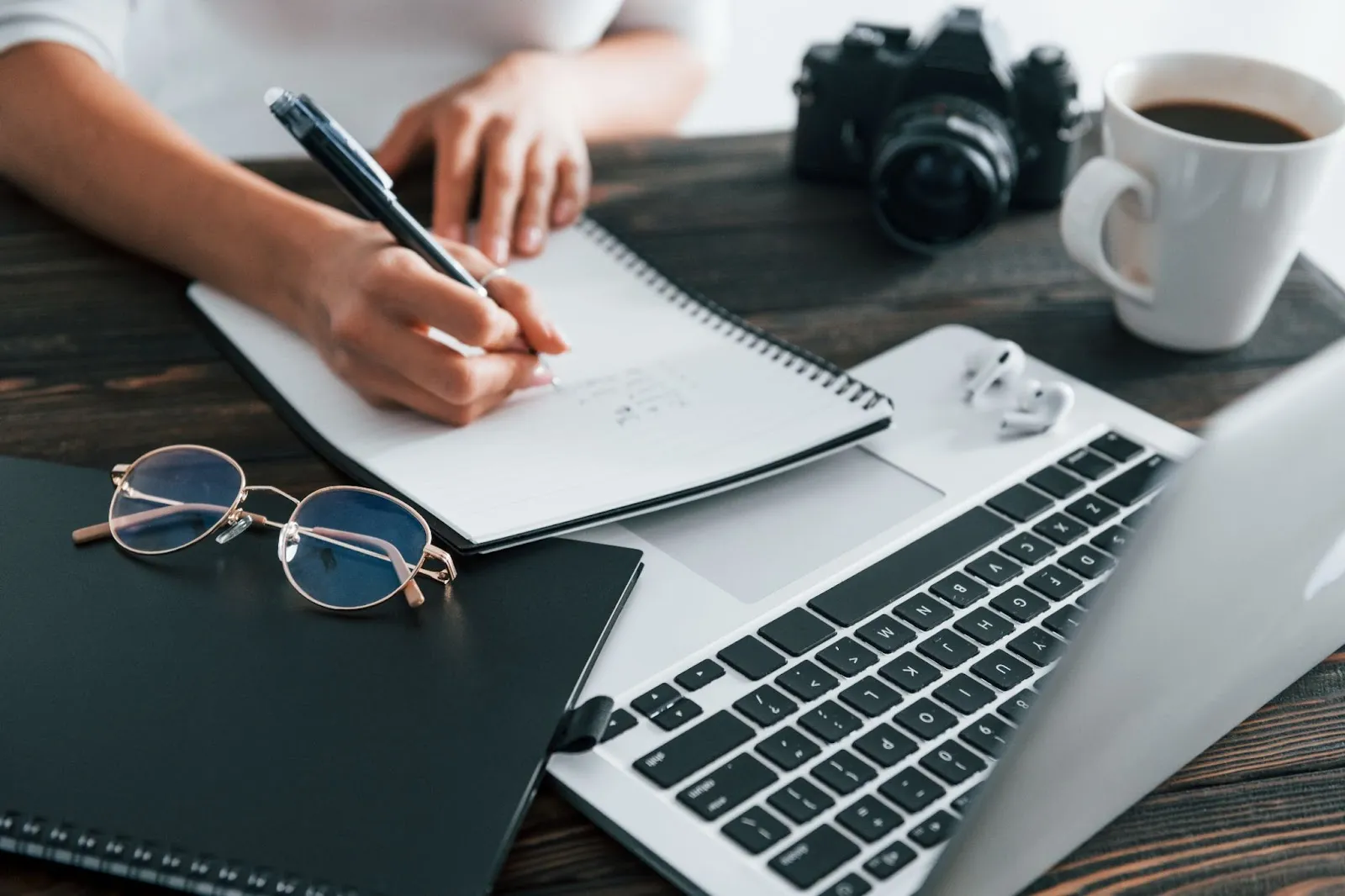 Servicii de copywriting și content writing Servicii de copywriting și content writing